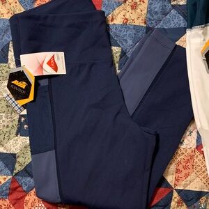 Avia Dark Blue Leggings